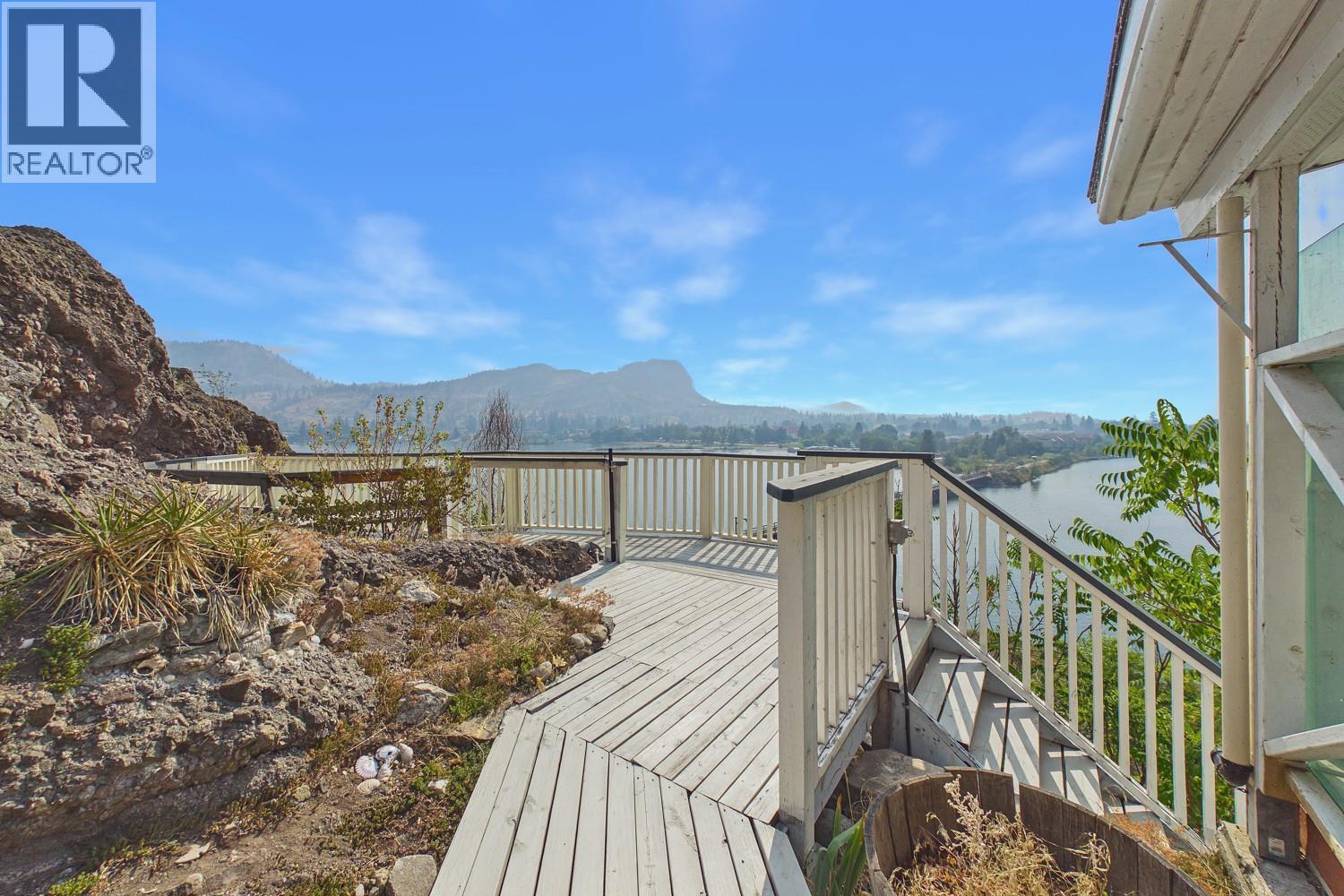 777 Highway 97, Okanagan Falls, British Columbia  V0H 1R0 - Photo 69 - 10399069