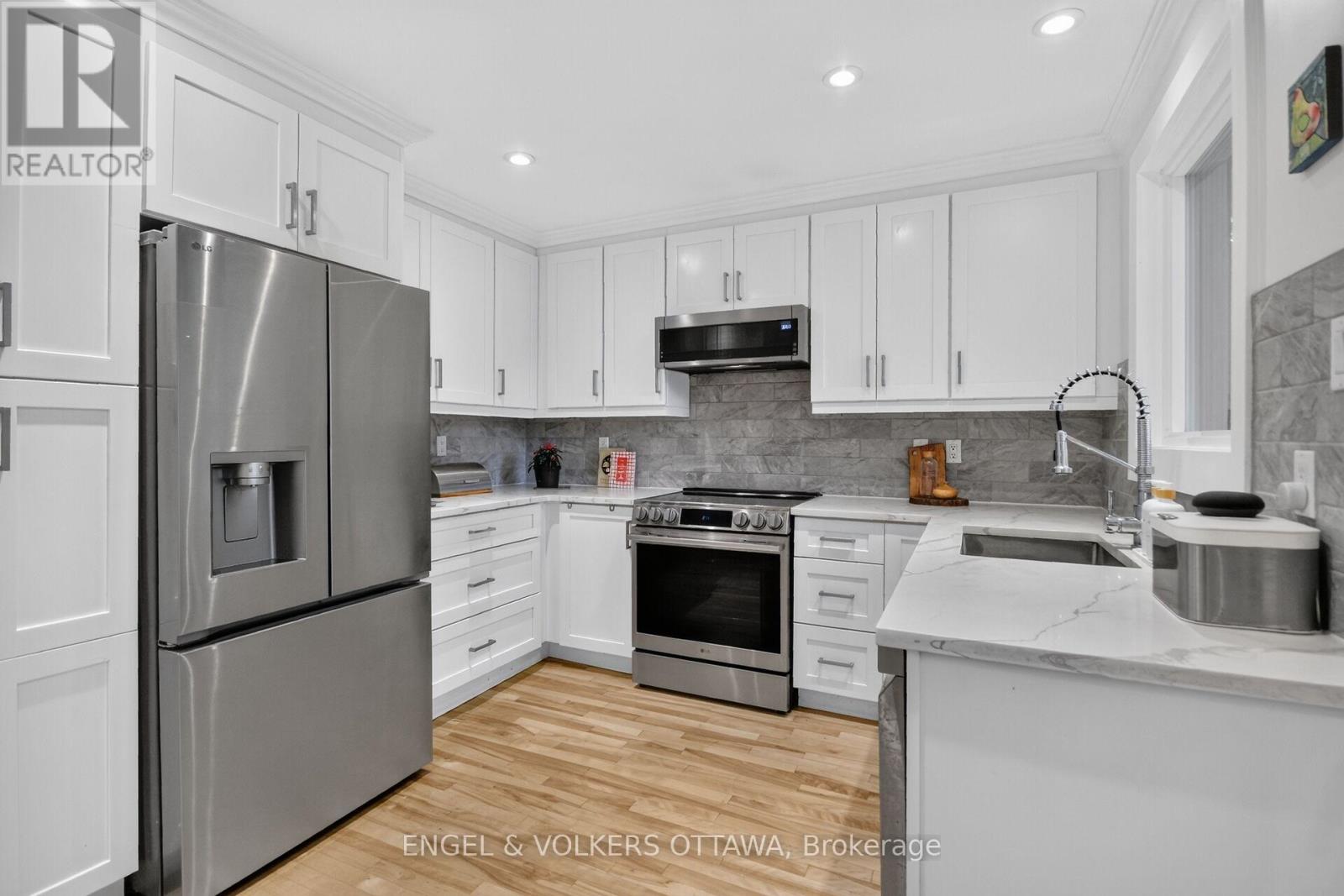 390 Princeton Avenue, Ottawa, Ontario  K2A 0M7 - Photo 13 - X13718788