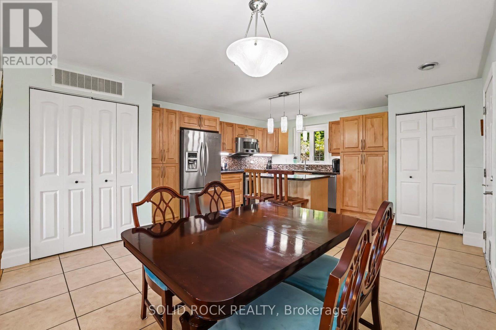 712 Flat Rapids Road, Mcnab/braeside, Ontario  K7S 3G8 - Photo 10 - X13722388