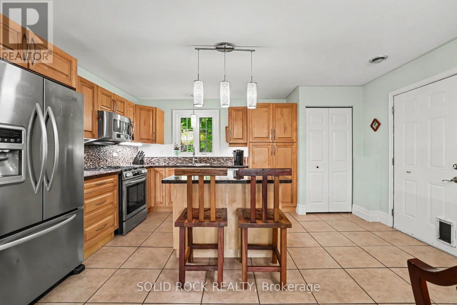 712 Flat Rapids Road, Mcnab/braeside, Ontario  K7S 3G8 - Photo 12 - X13722388