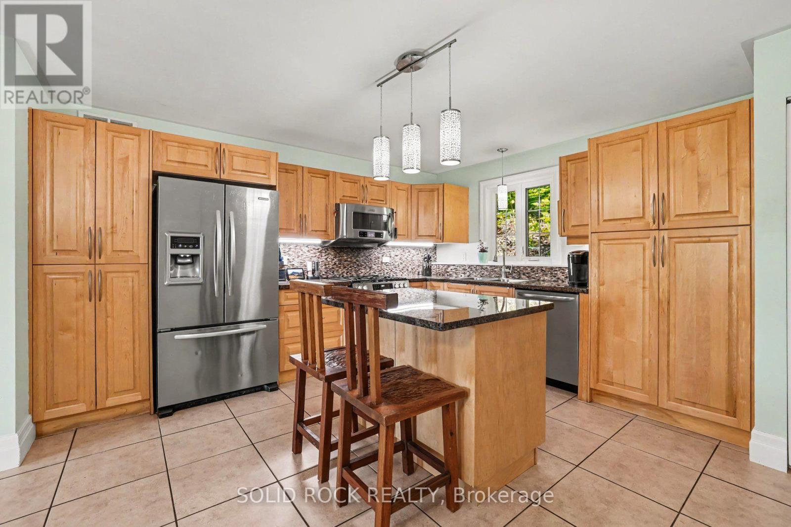 712 Flat Rapids Road, Mcnab/braeside, Ontario  K7S 3G8 - Photo 13 - X13722388