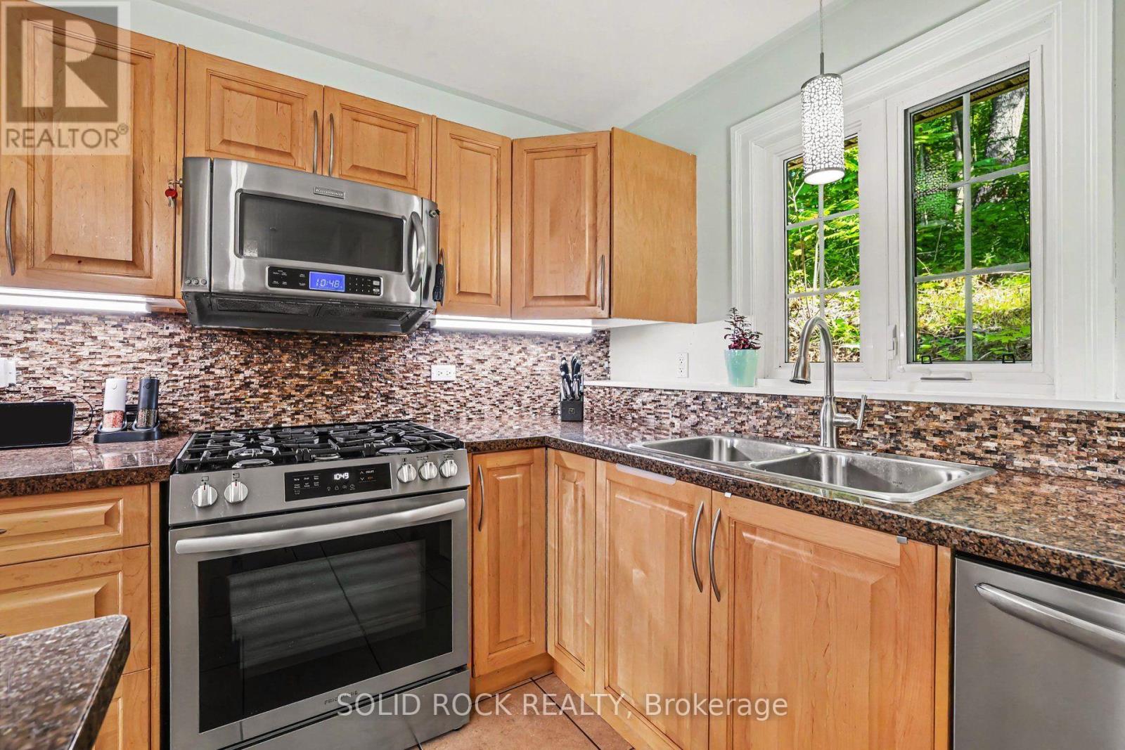 712 Flat Rapids Road, Mcnab/braeside, Ontario  K7S 3G8 - Photo 15 - X13722388
