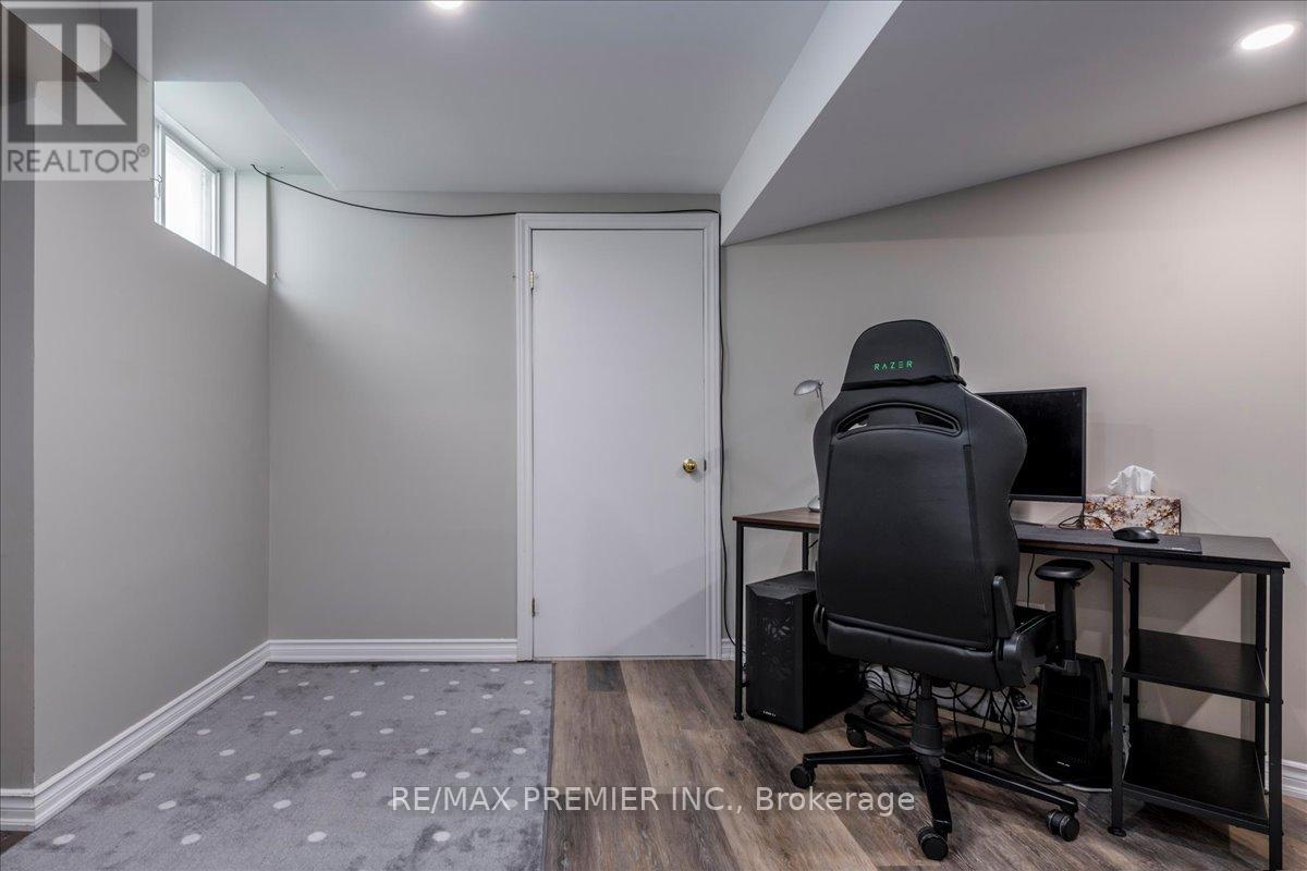 129 Chalmers Drive, Barrie (Painswick South), Ontario  L4N 8W4 - Photo 13 - S13722446