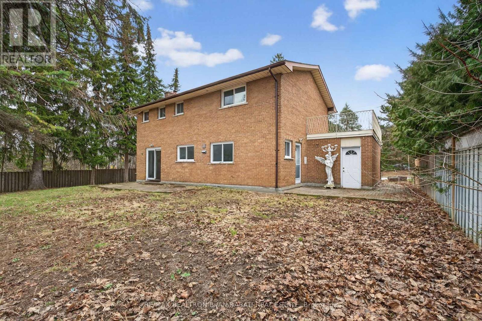 298 Newton Drive, Toronto, Ontario  M2M 2P8 - Photo 17 - C12953274