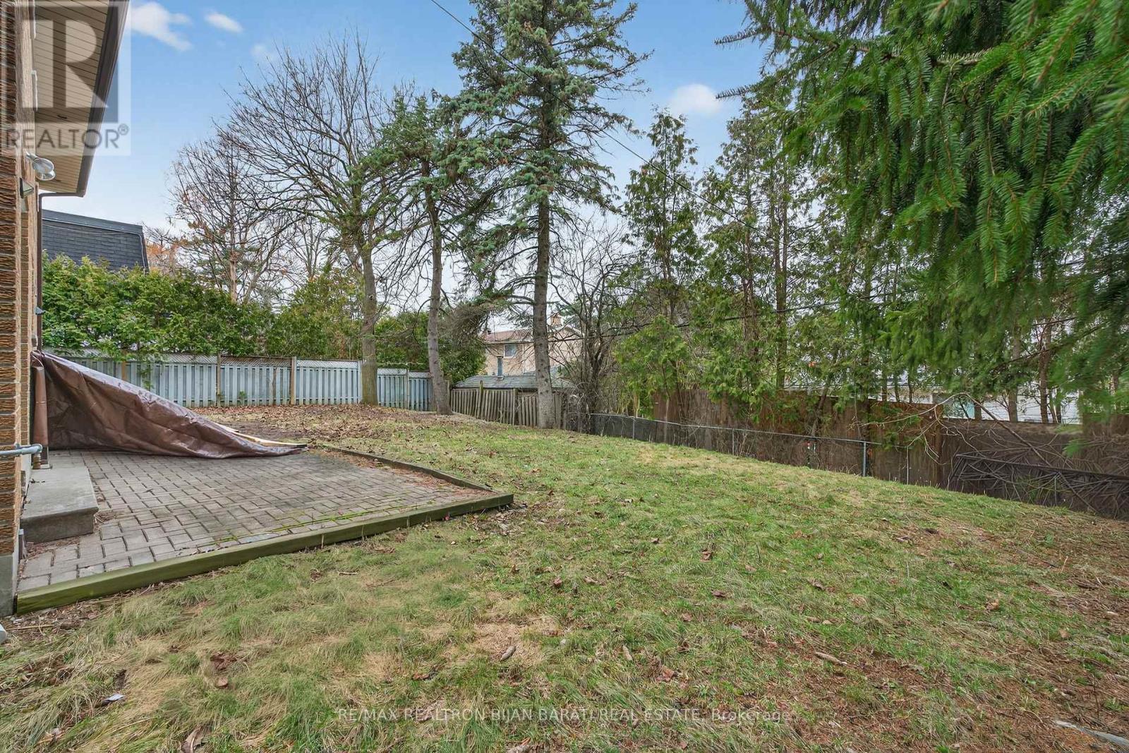 298 Newton Drive, Toronto, Ontario  M2M 2P8 - Photo 18 - C12953274
