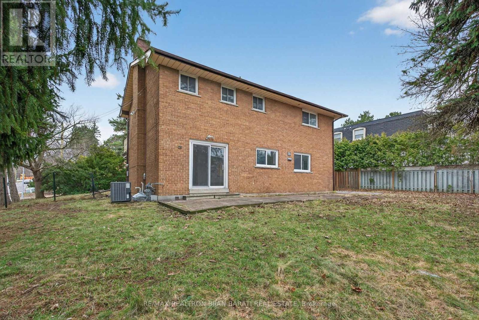 298 Newton Drive, Toronto, Ontario  M2M 2P8 - Photo 19 - C12953274