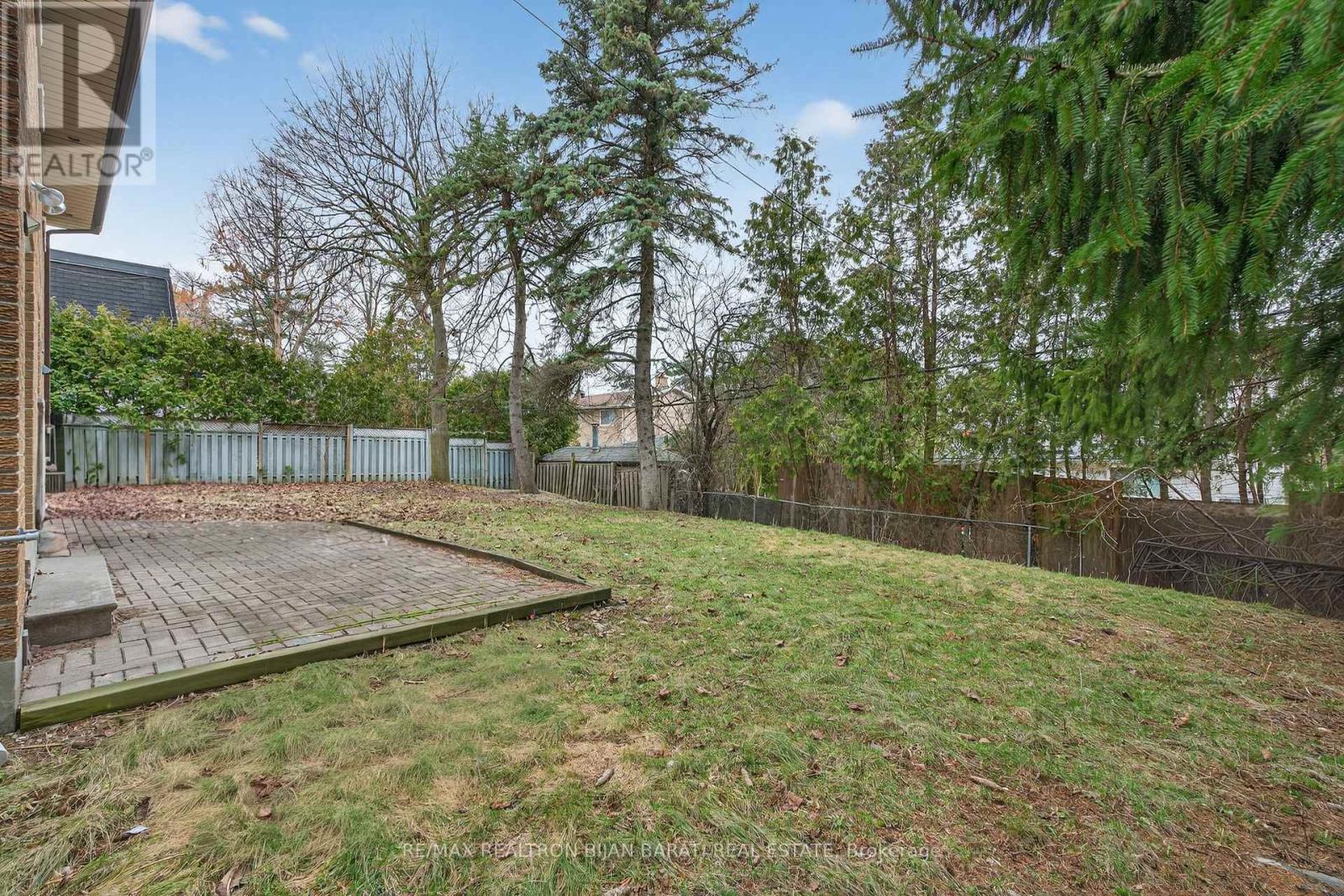 298 Newton Drive, Toronto, Ontario  M2M 2P8 - Photo 14 - C12953274