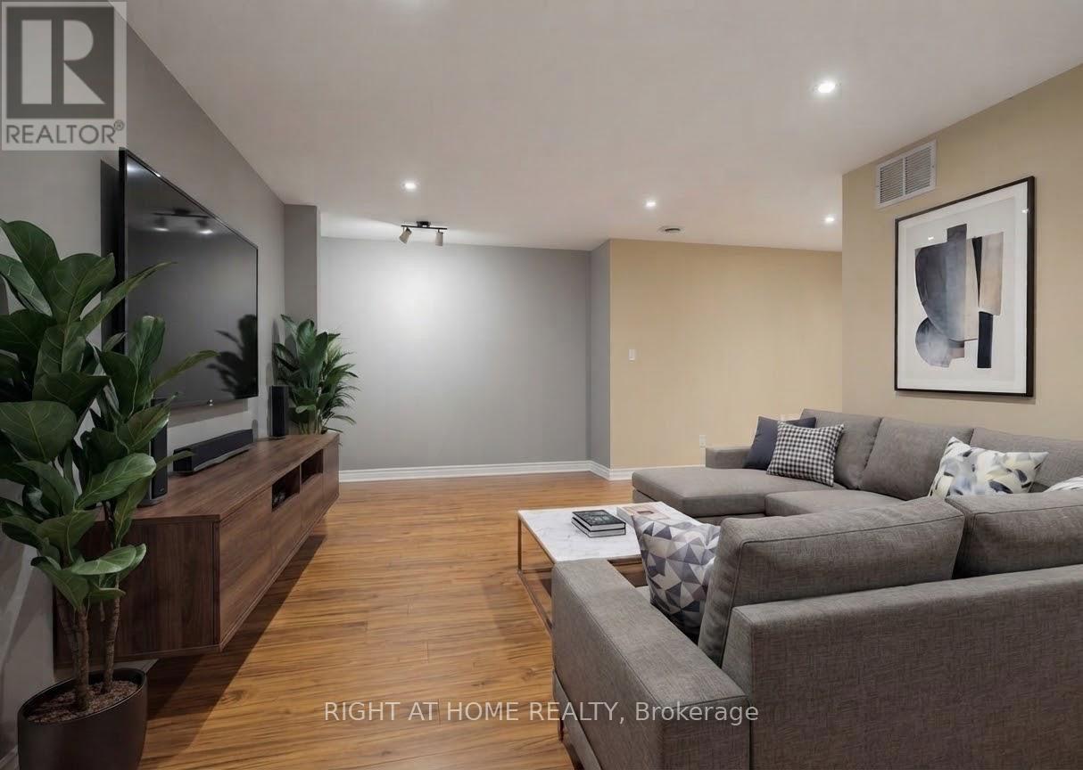 34 - 2665 Thomas Street, Mississauga, Ontario L5M 6G4 - Photo 22 - W13722376