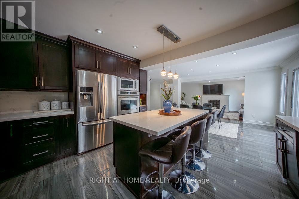 2088 Perran Drive, Mississauga, Ontario  L5K 2R4 - Photo 14 - W13722404