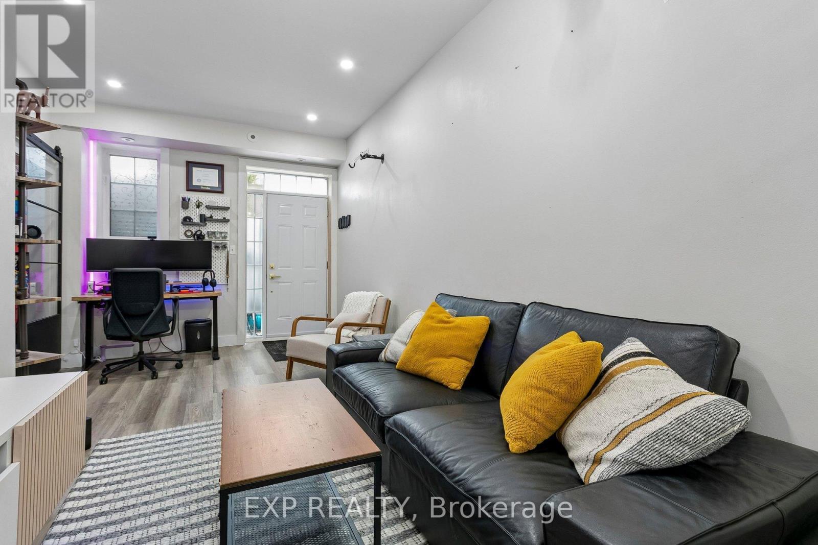 13 - 3055 Elmcreek Road, Mississauga, Ontario  L5B 4J9 - Photo 14 - W13722436