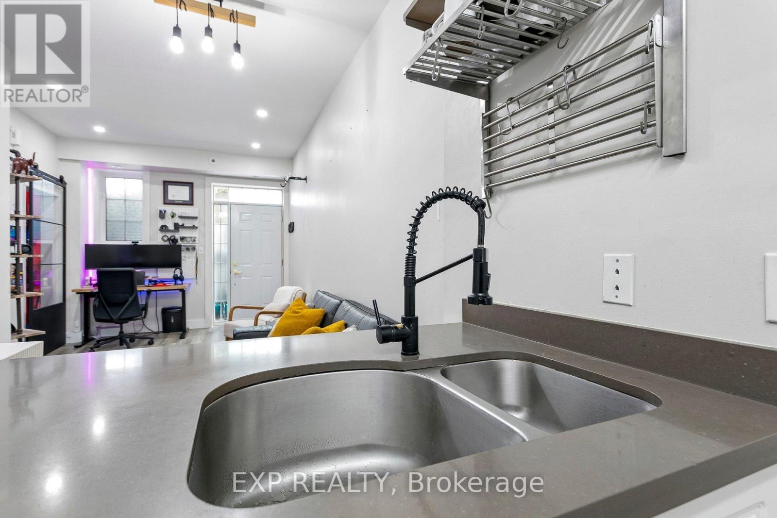 13 - 3055 Elmcreek Road, Mississauga, Ontario  L5B 4J9 - Photo 21 - W13722436