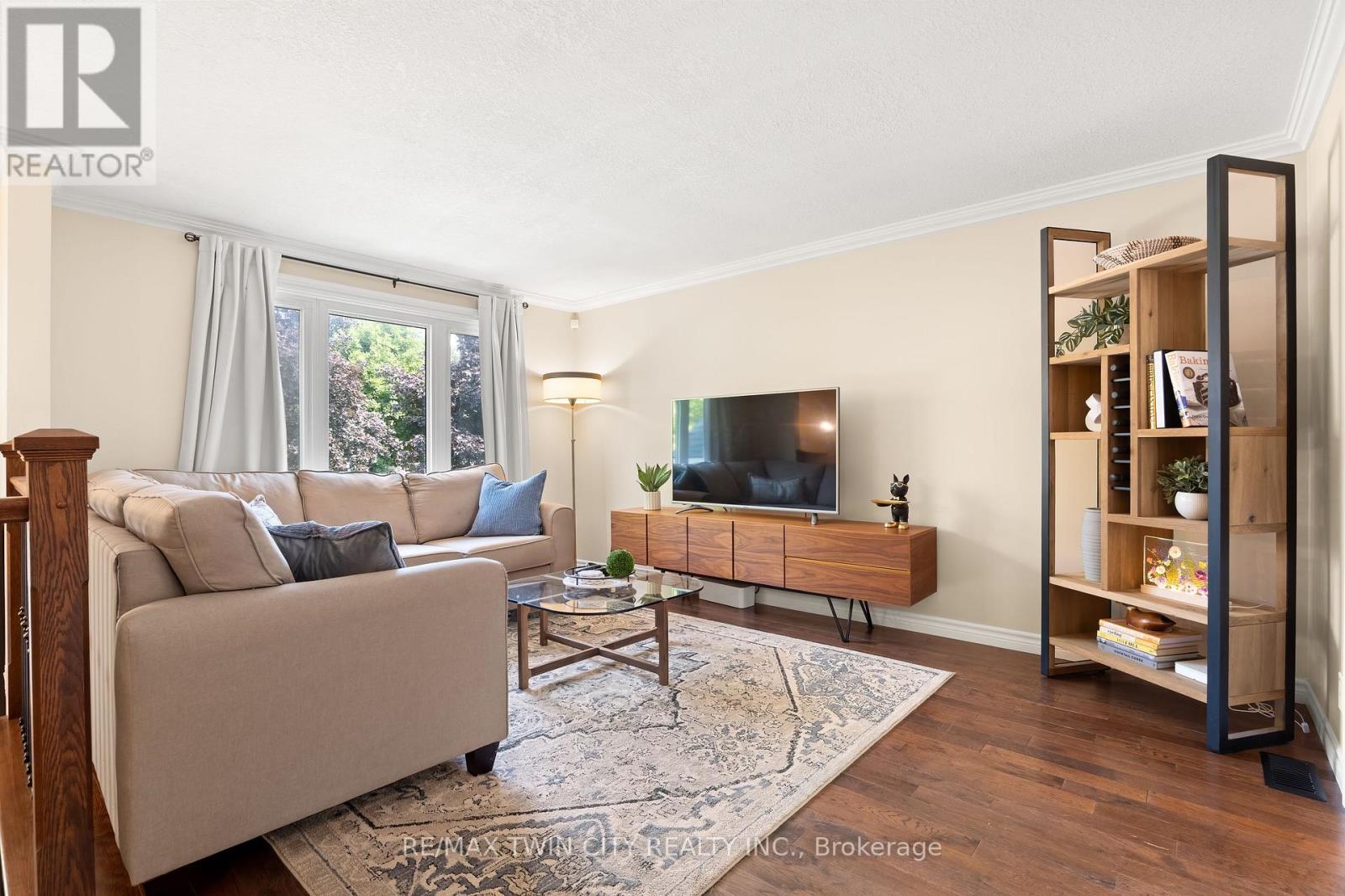 21 Golden Meadow Crescent, Kitchener, Ontario  N2N 2L7 - Photo 6 - X13722430