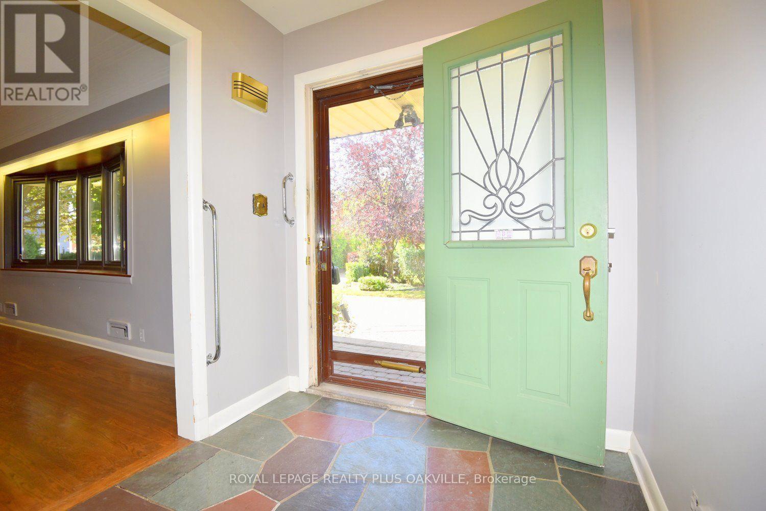 298 Pottruff Road N, Hamilton, Ontario  L8H 2M4 - Photo 6 - X13722450