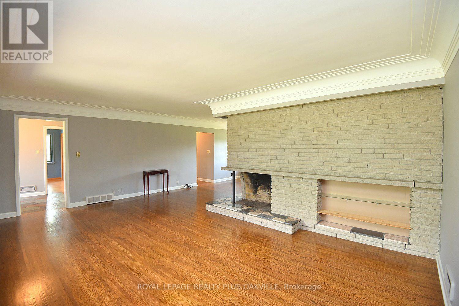 298 Pottruff Road N, Hamilton, Ontario  L8H 2M4 - Photo 9 - X13722450