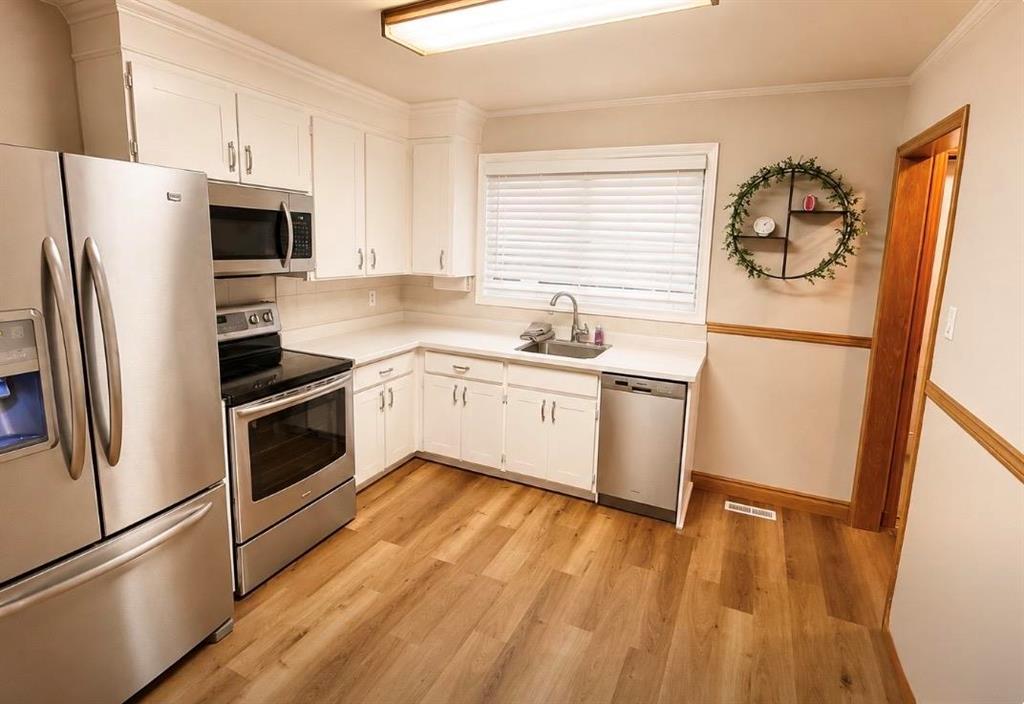539 Yale Avenue E, Winnipeg, Manitoba  R2C 0J8 - Photo 2 - 202621602