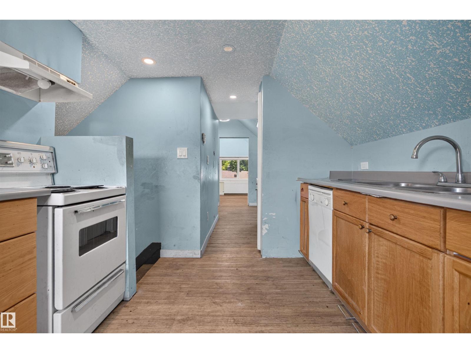 11327 89 St NW, Edmonton, Alberta  T5B 3T5 - Photo 20 - E4505988