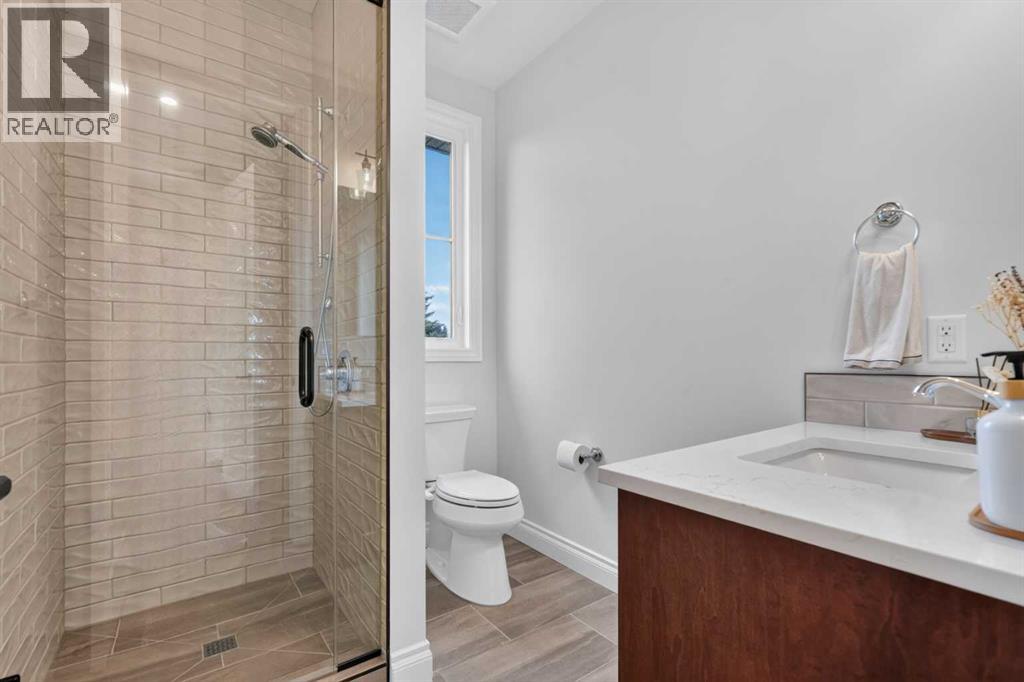 8 Spring Valley Lane SW, Calgary, Alberta  T3H 4V2 - Photo 26 - A2337800