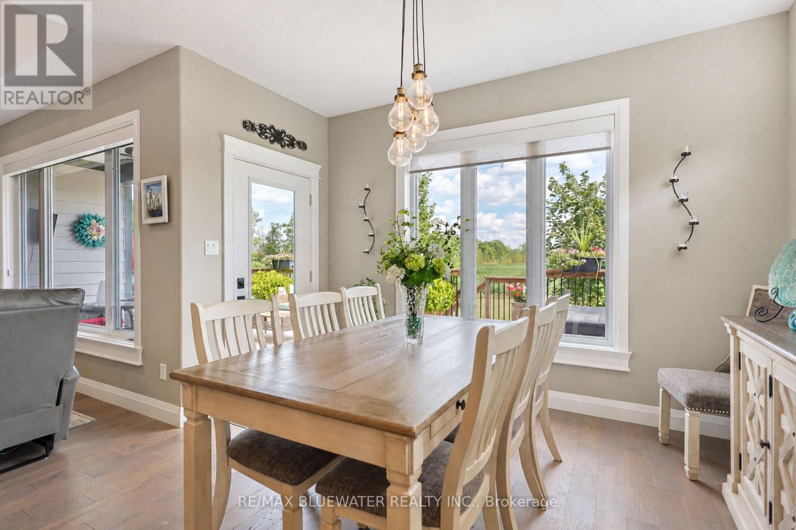 34 Sunrise Lane, Lambton Shores, Ontario  N0M 1T0 - Photo 22 - X13722534