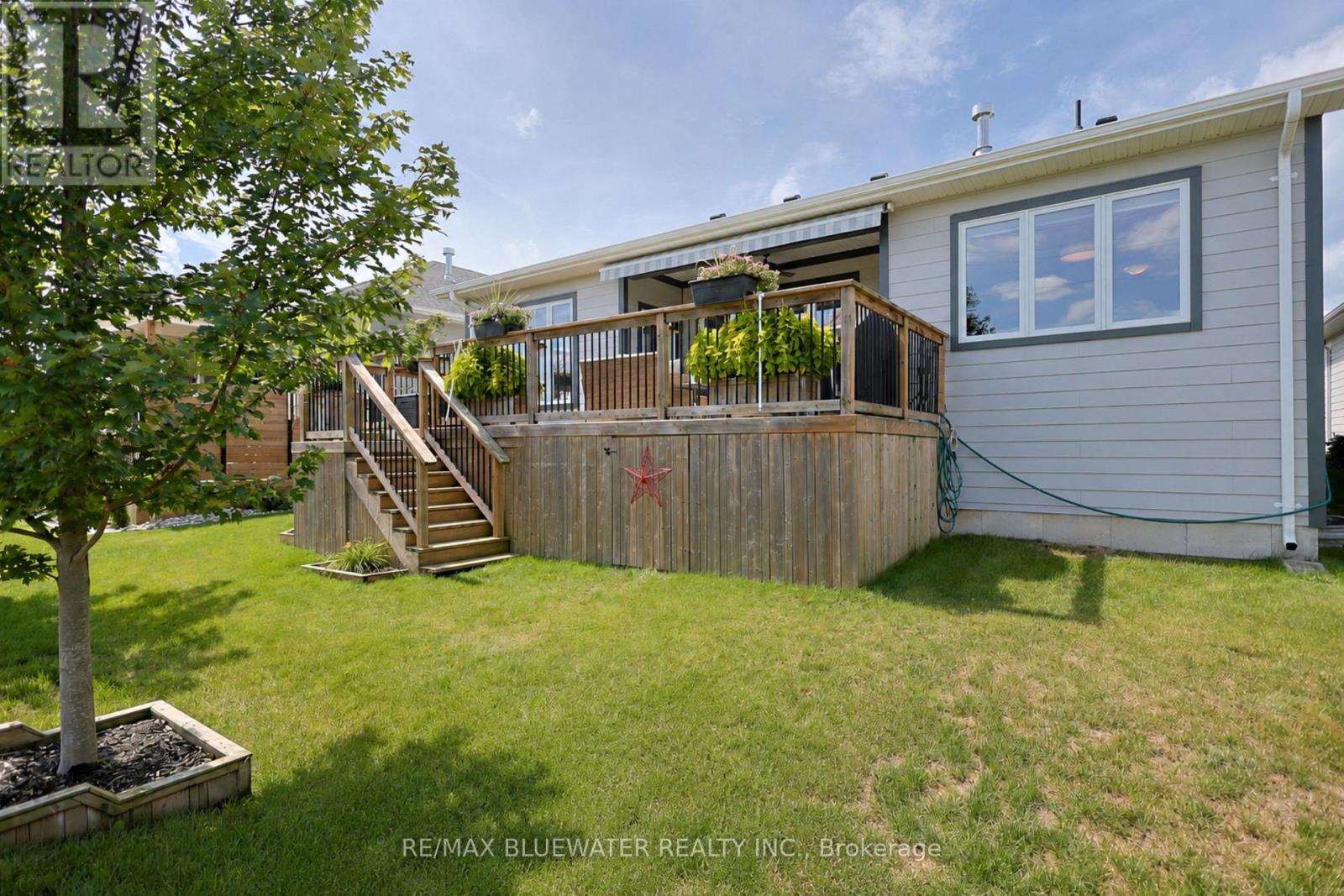 34 Sunrise Lane, Lambton Shores, Ontario  N0M 1T0 - Photo 48 - X13722534