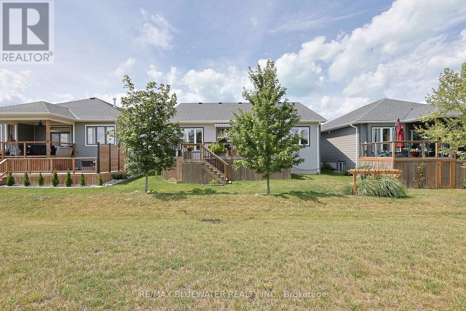 34 Sunrise Lane, Lambton Shores, Ontario  N0M 1T0 - Photo 50 - X13722534