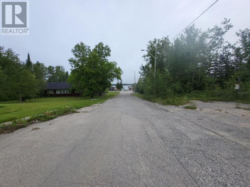 123 Lakeview Dr, Longlac, Ontario  P0T 2A0 - Photo 5 - TB2602571