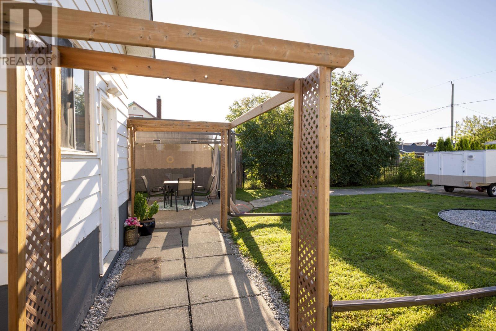 218 Christina Street E, Thunder Bay, Ontario  P7E 4N7 - Photo 39 - TB2602574