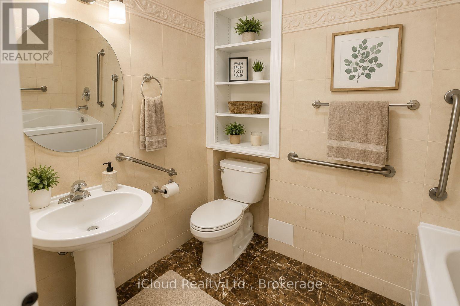 837 - 33 Harbour Square, Toronto, Ontario  M5J 2G2 - Photo 18 - C13637090