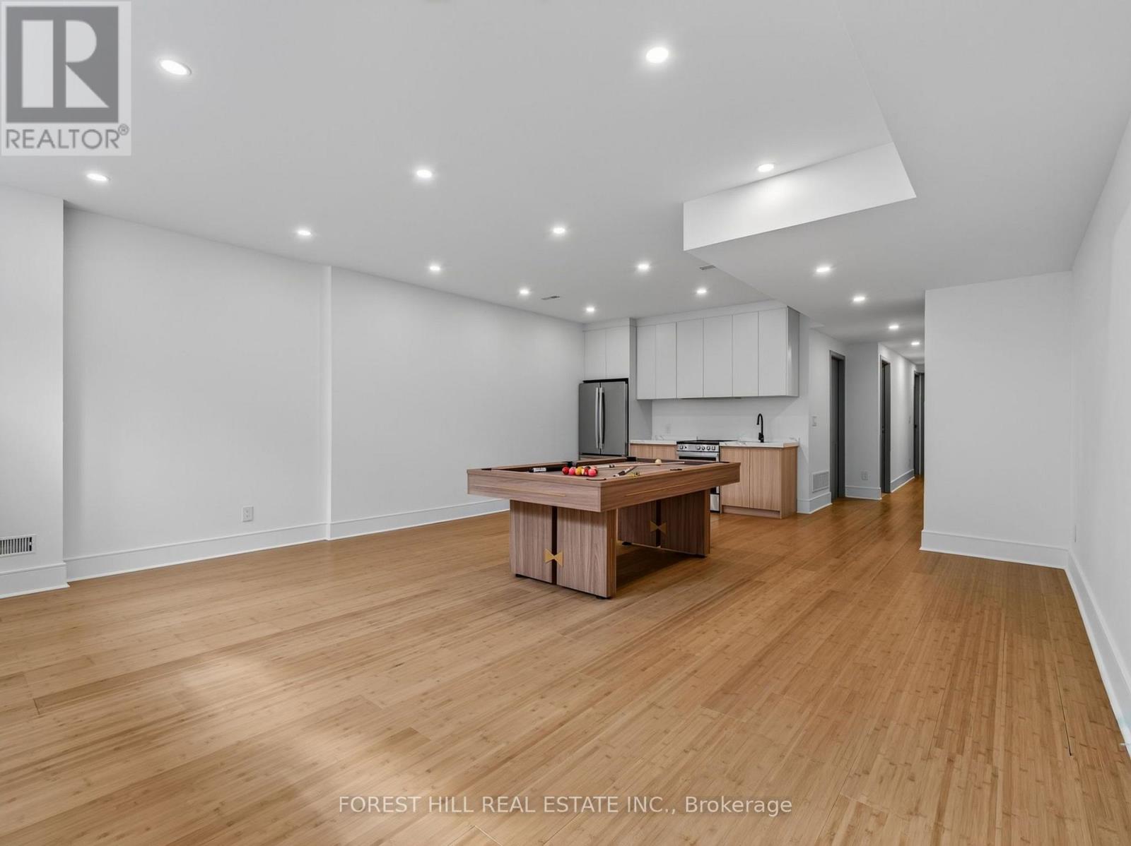 207 Robina Avenue, Toronto, Ontario  M6C 3Y9 - Photo 41 - C13715466