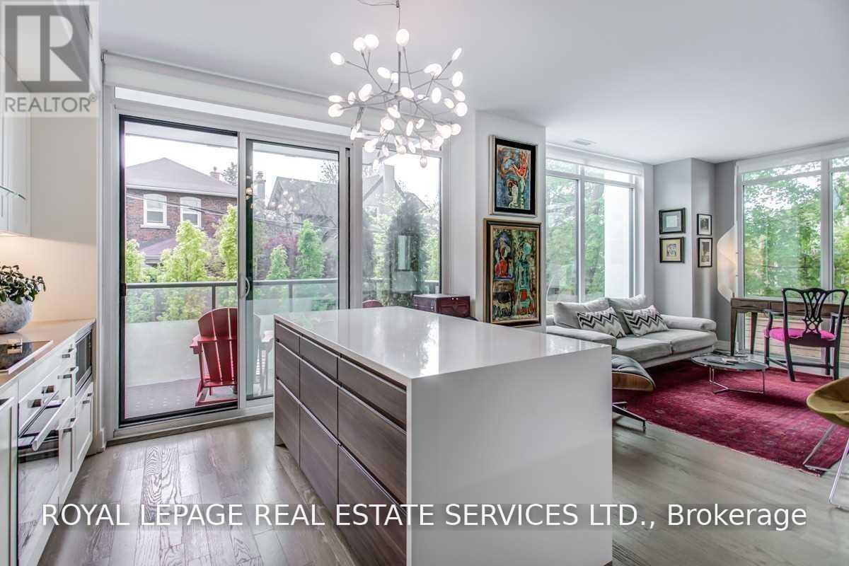 202 - 3018 Yonge Street, Toronto, Ontario  M4N 2K4 - Photo 2 - C13722522