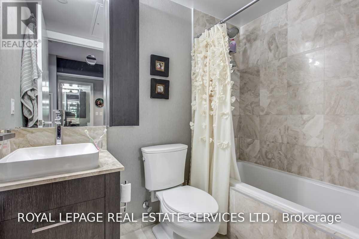 202 - 3018 Yonge Street, Toronto, Ontario  M4N 2K4 - Photo 8 - C13722522