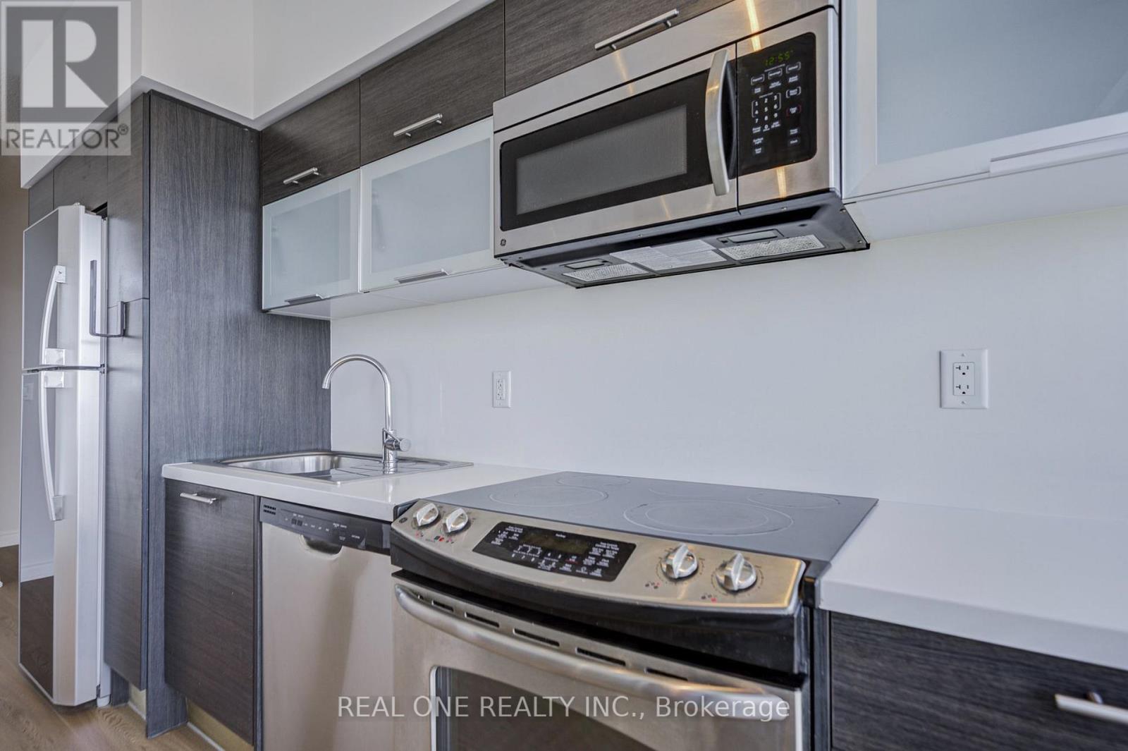 5814 - 386 Yonge Street, Toronto, Ontario M5B 0A5 - Photo 15 - C13722568