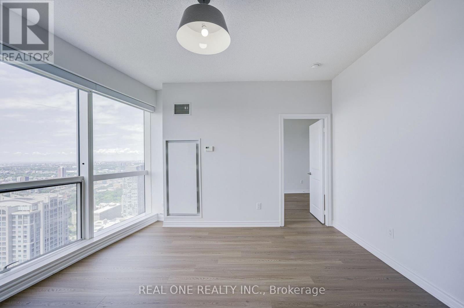5814 - 386 Yonge Street, Toronto, Ontario M5B 0A5 - Photo 17 - C13722568