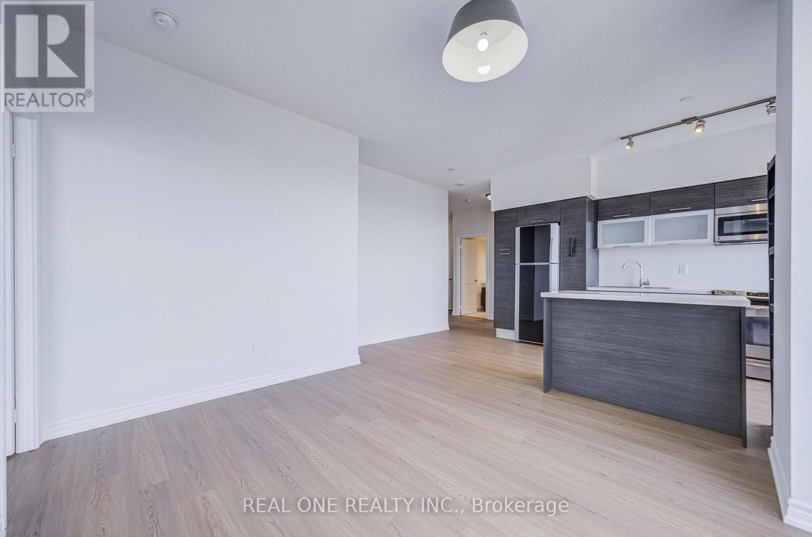 5814 - 386 Yonge Street, Toronto, Ontario M5B 0A5 - Photo 20 - C13722568