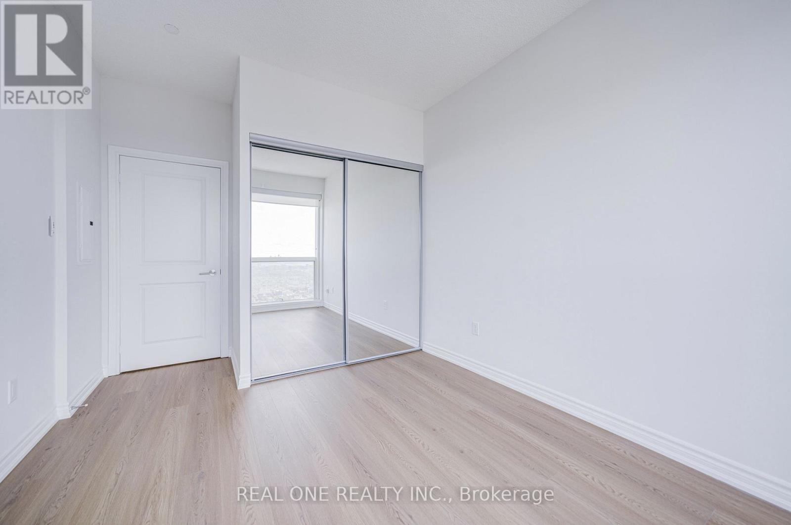 5814 - 386 Yonge Street, Toronto, Ontario M5B 0A5 - Photo 28 - C13722568