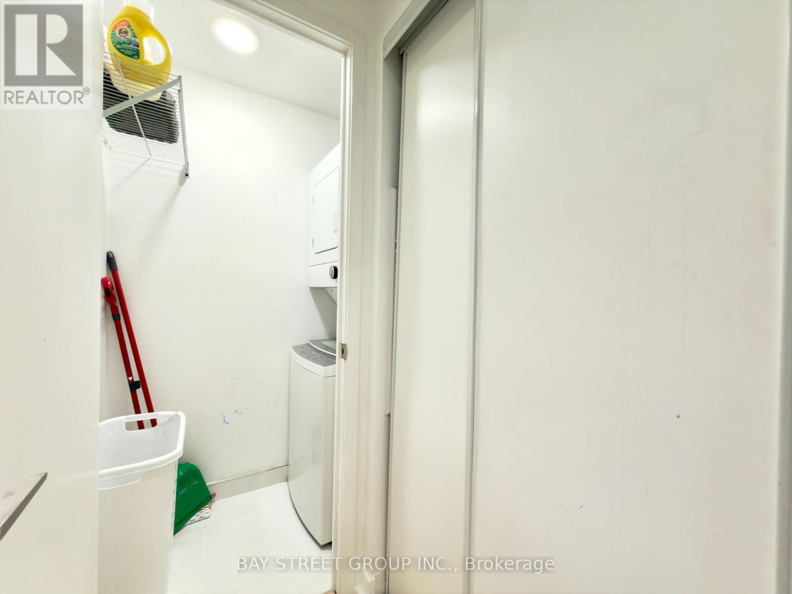 1119 - 20 Edward Street, Toronto, Ontario  M5G 1C9 - Photo 18 - C13722580