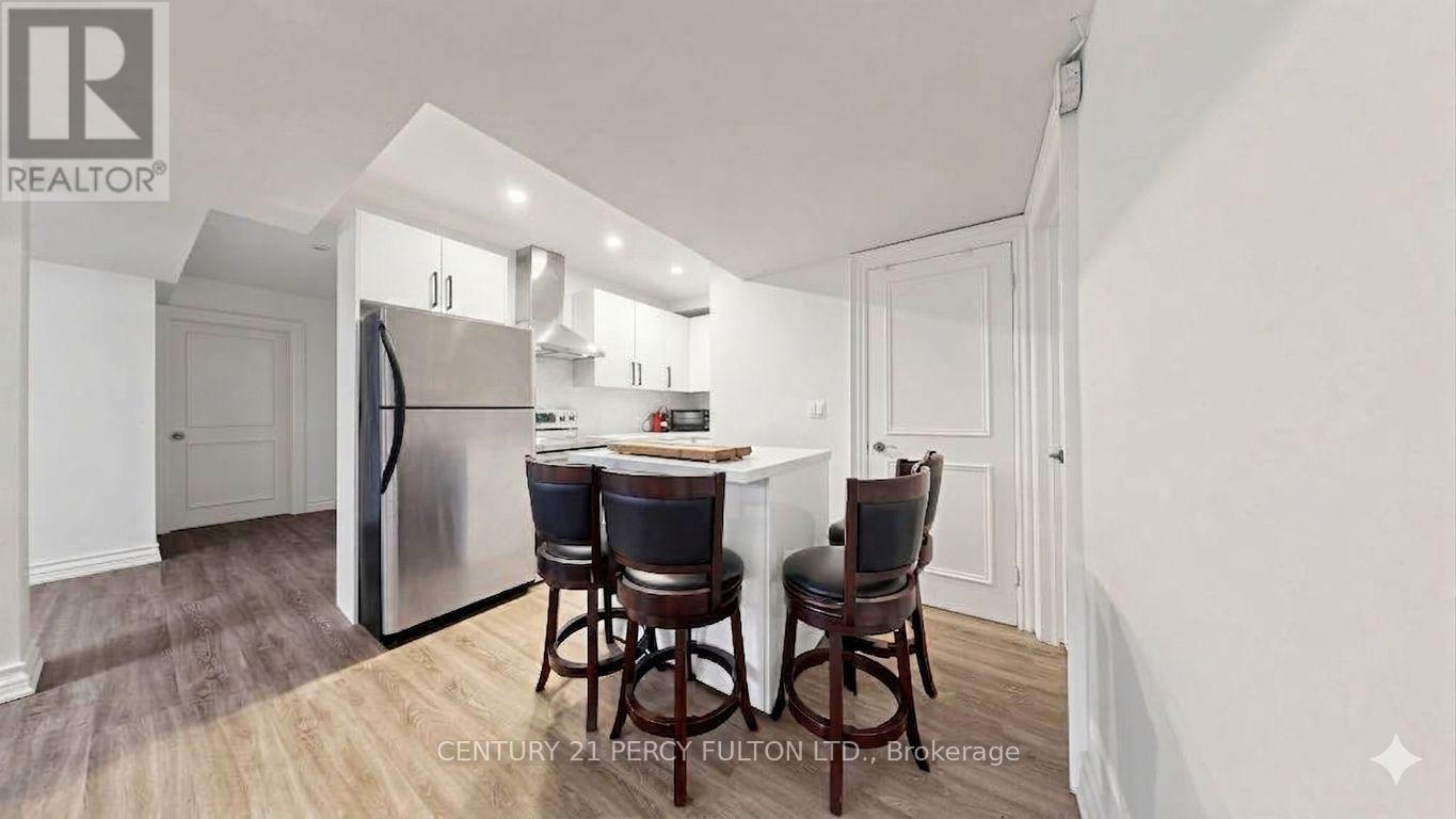 372b Hounslow Avenue, Toronto, Ontario  M2R 1H6 - Photo 5 - C13722592