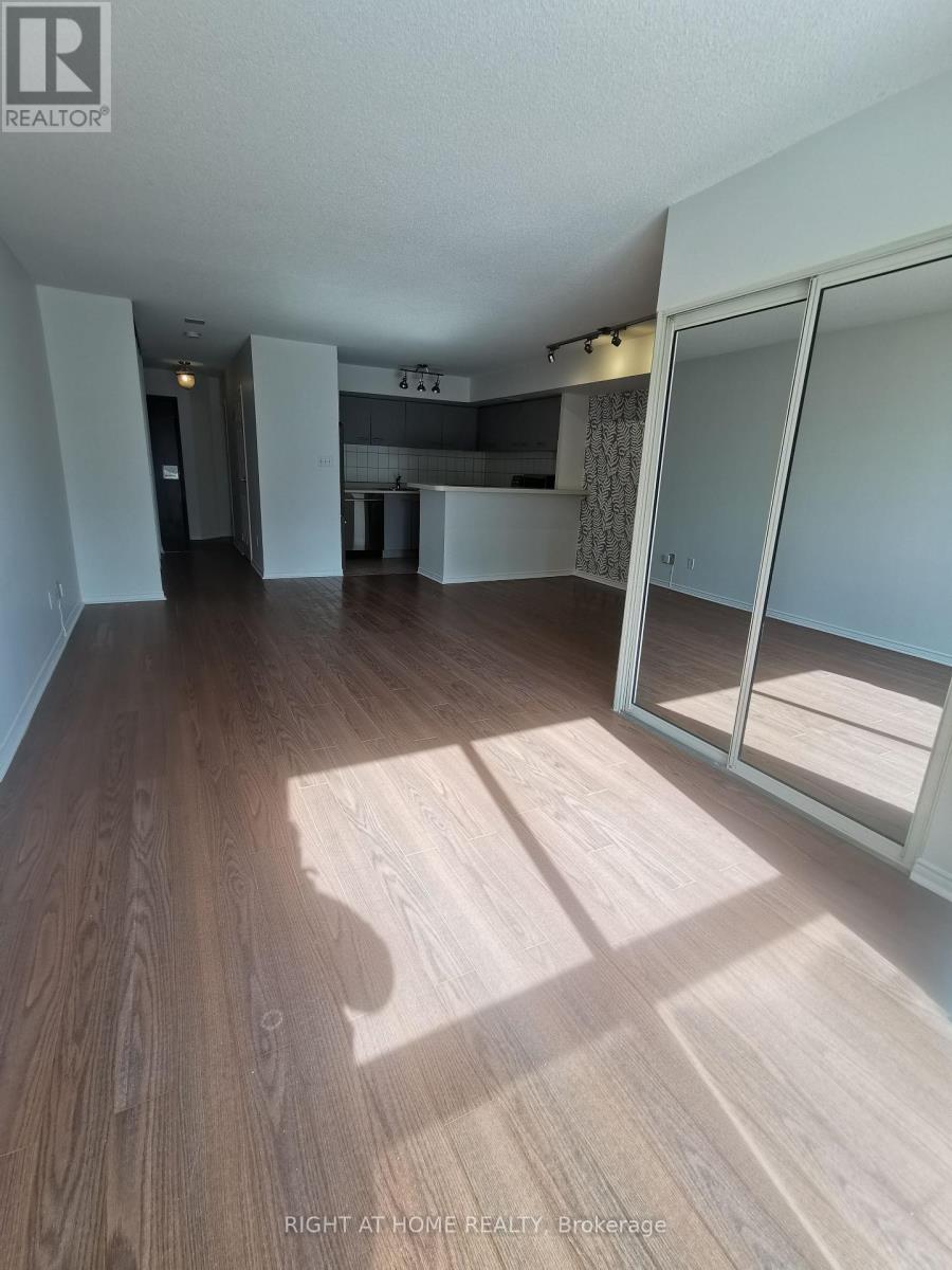 1619 - 25 The Esplanade, Toronto, Ontario  M5E 1W5 - Photo 16 - C13722634
