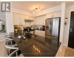 1215 - 51 LOWER SIMCOE STREET, Toronto, Ontario
