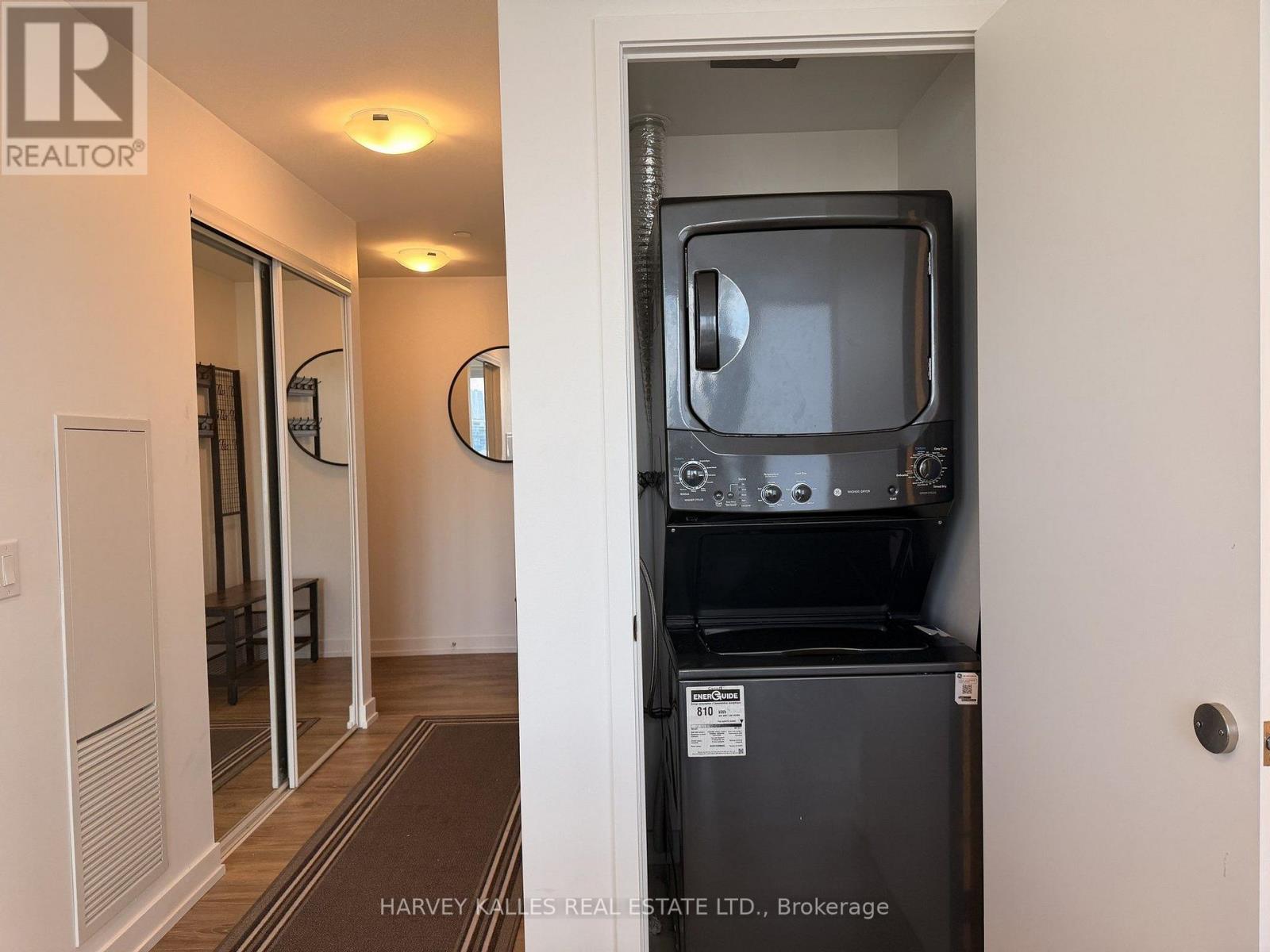 1704 - 158 Front Street E, Toronto, Ontario  M5V 1E5 - Photo 12 - C13722678
