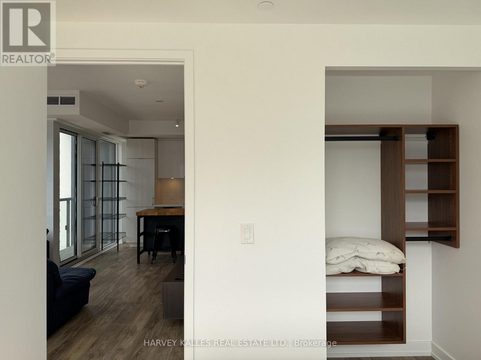 1704 - 158 Front Street E, Toronto, Ontario  M5V 1E5 - Photo 9 - C13722678