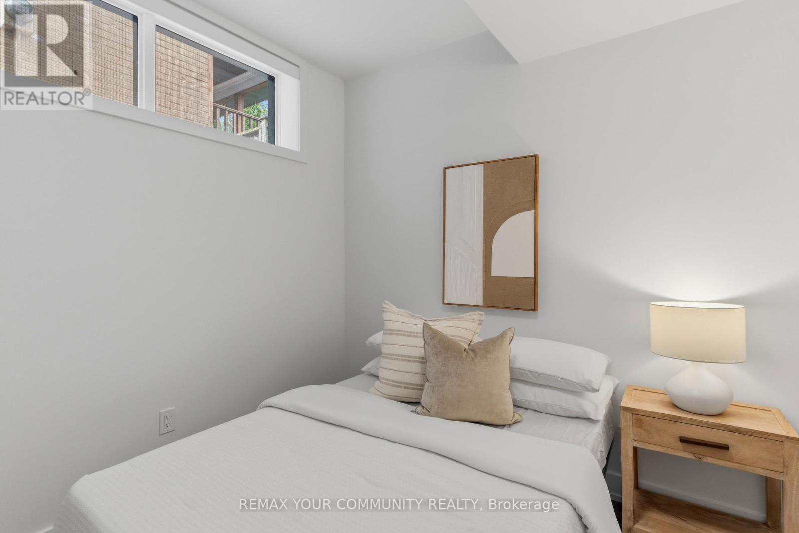 1 - 86 Kenwood Avenue, Toronto, Ontario  M6C 2S2 - Photo 32 - C13722702