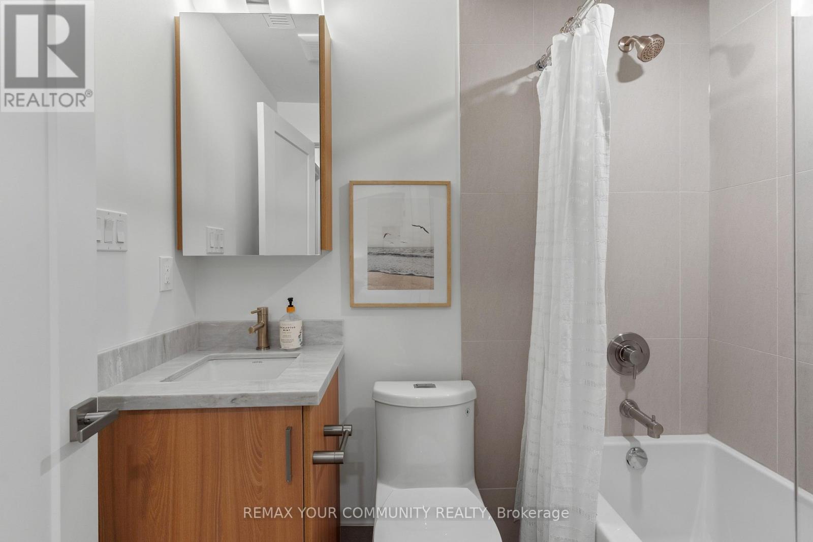 1 - 86 Kenwood Avenue, Toronto, Ontario  M6C 2S2 - Photo 40 - C13722702