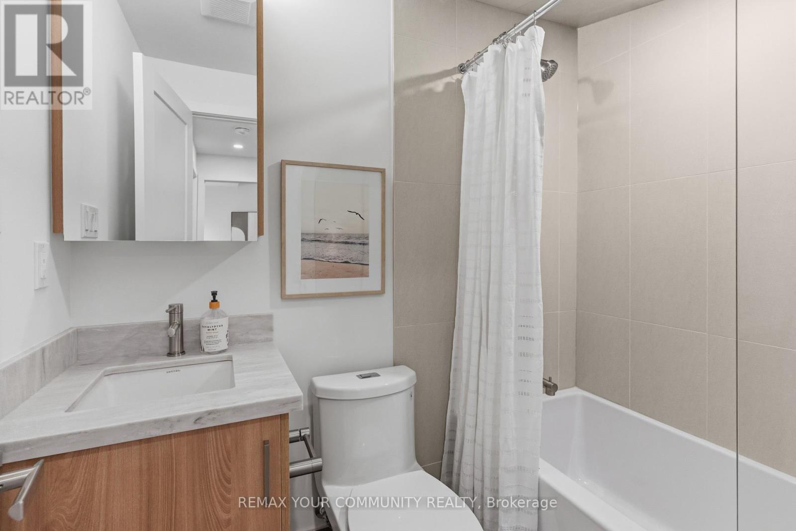1 - 86 Kenwood Avenue, Toronto, Ontario  M6C 2S2 - Photo 41 - C13722702