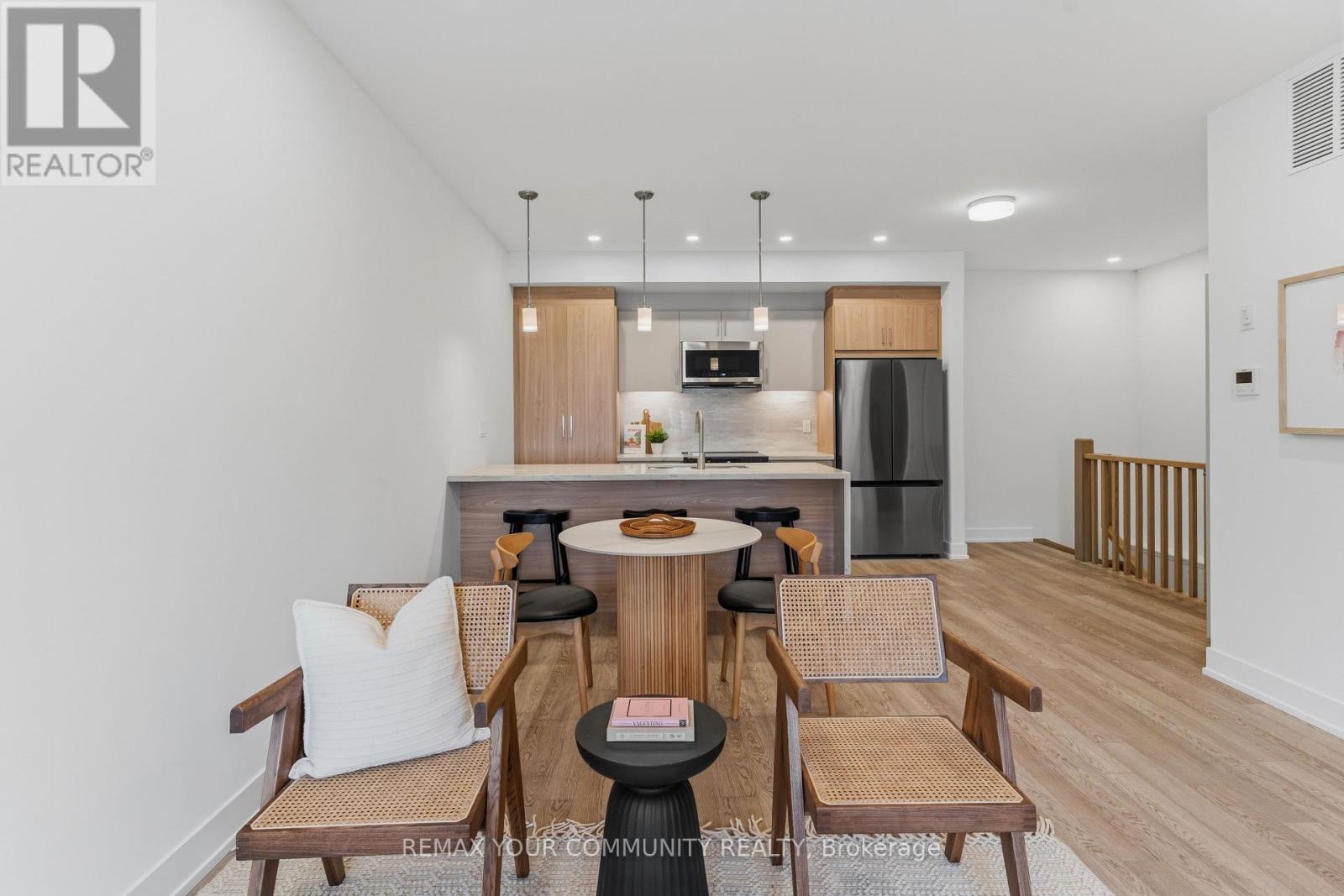 1 - 86 Kenwood Avenue, Toronto, Ontario  M6C 2S2 - Photo 7 - C13722702