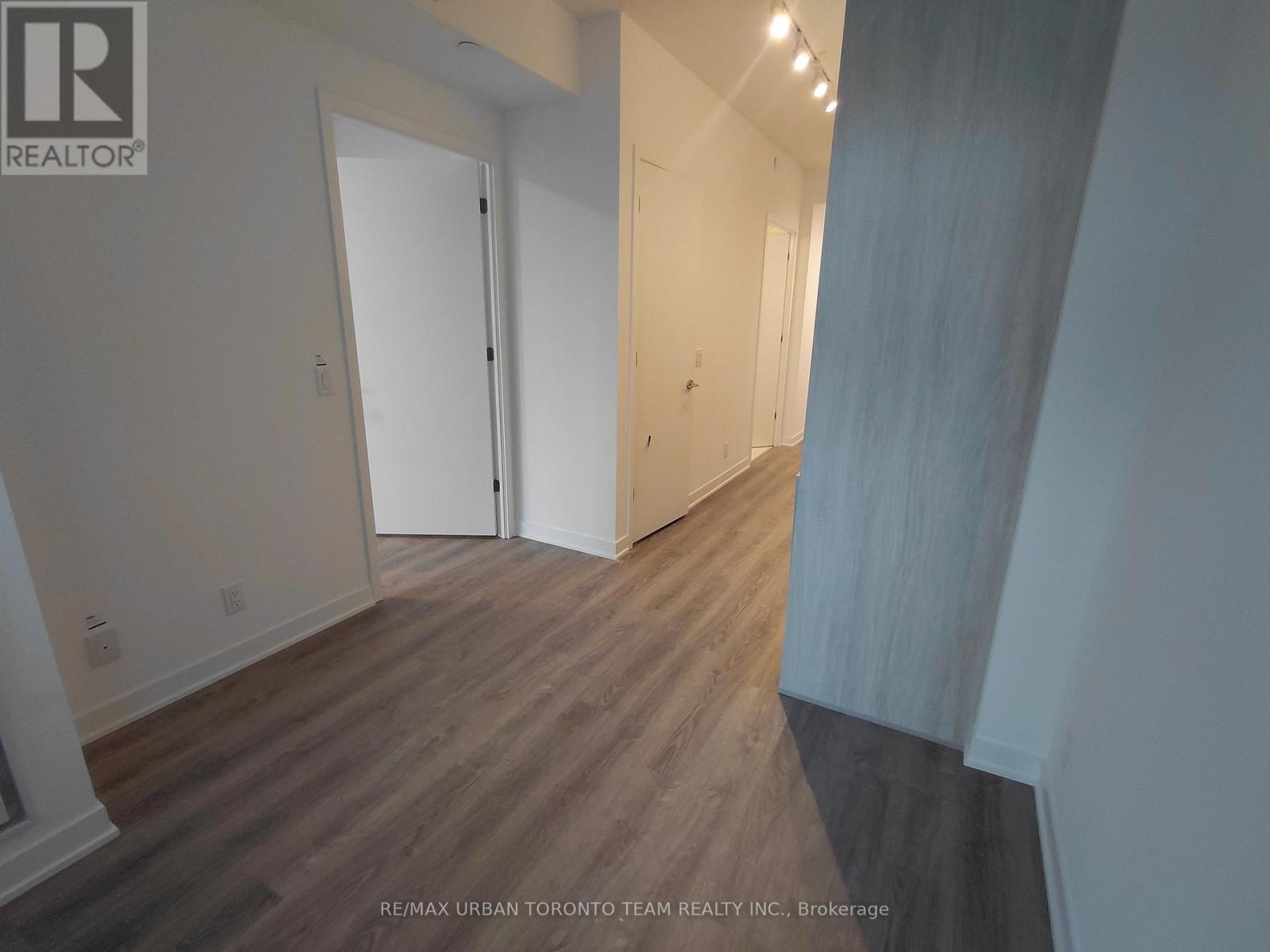 1702 - 180 Front Street E, Toronto, Ontario  M5A 0K9 - Photo 7 - C13722732