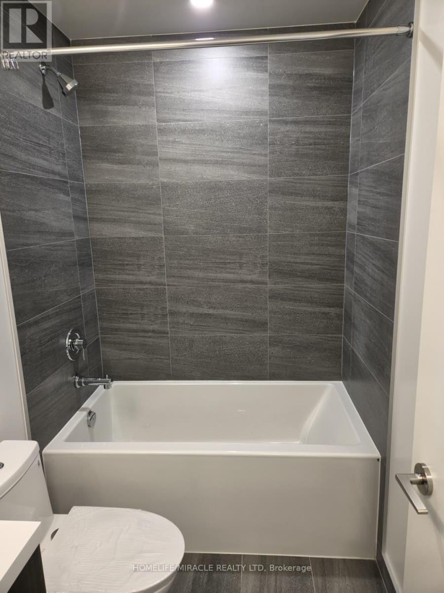 2501 - 400 King Street, Toronto, Ontario  M5V 1K2 - Photo 14 - C13722736