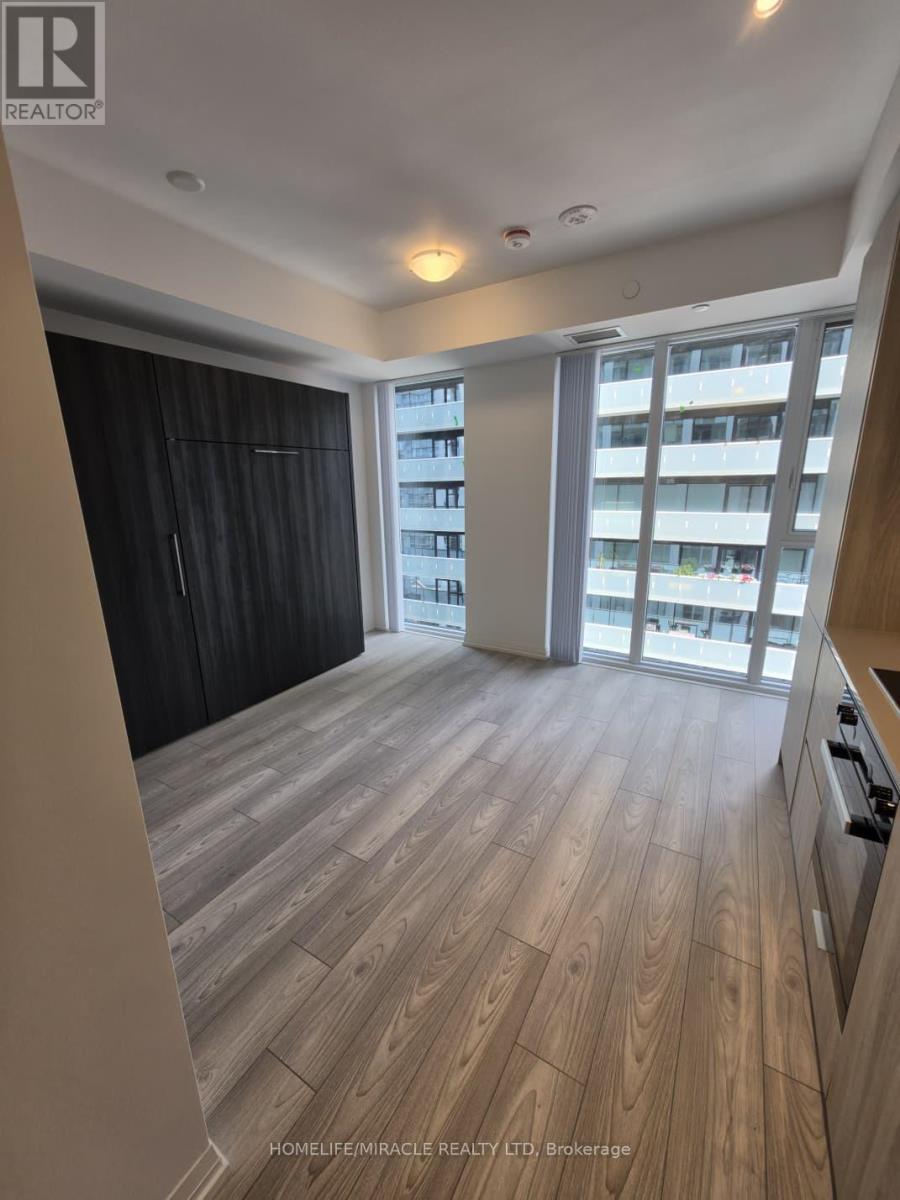 2501 - 400 King Street, Toronto, Ontario  M5V 1K2 - Photo 8 - C13722736