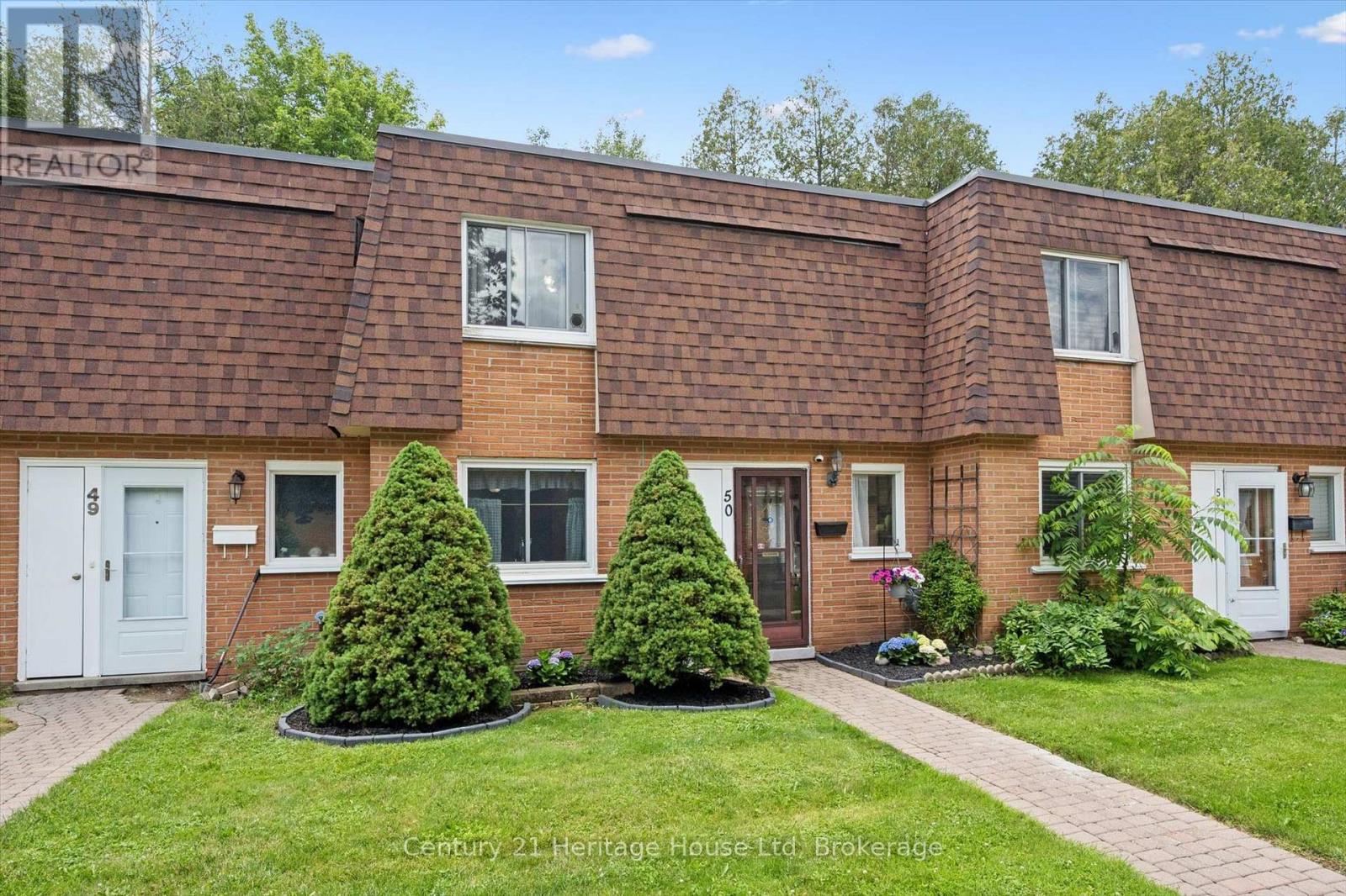 50 - 120 Country Club Drive, Guelph (Victoria North), Ontario  N1E 3K7 - Photo 2 - X13722510