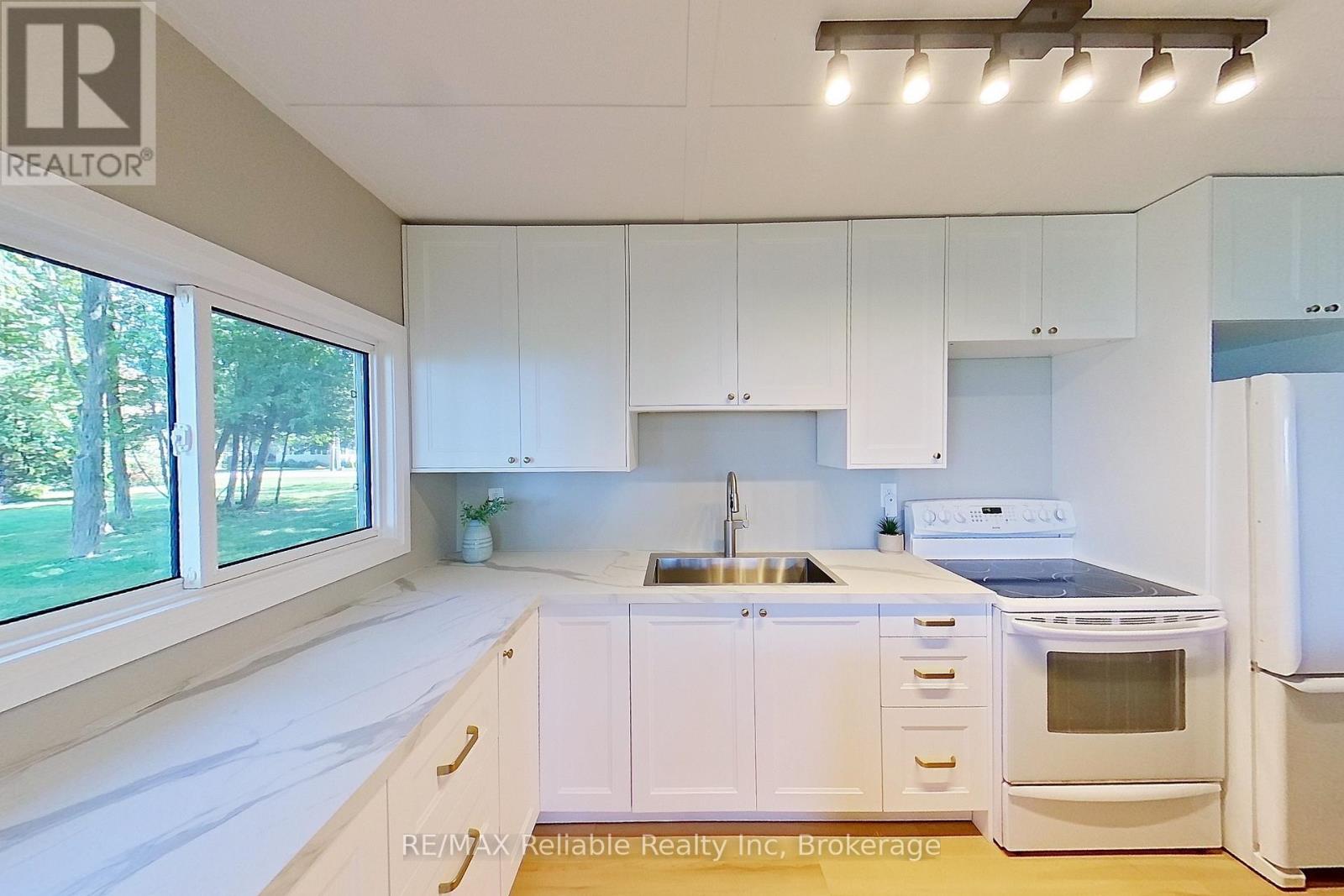 77543 Melena Drive, Central Huron (Goderich), Ontario  N0M 1G0 - Photo 12 - X13722690