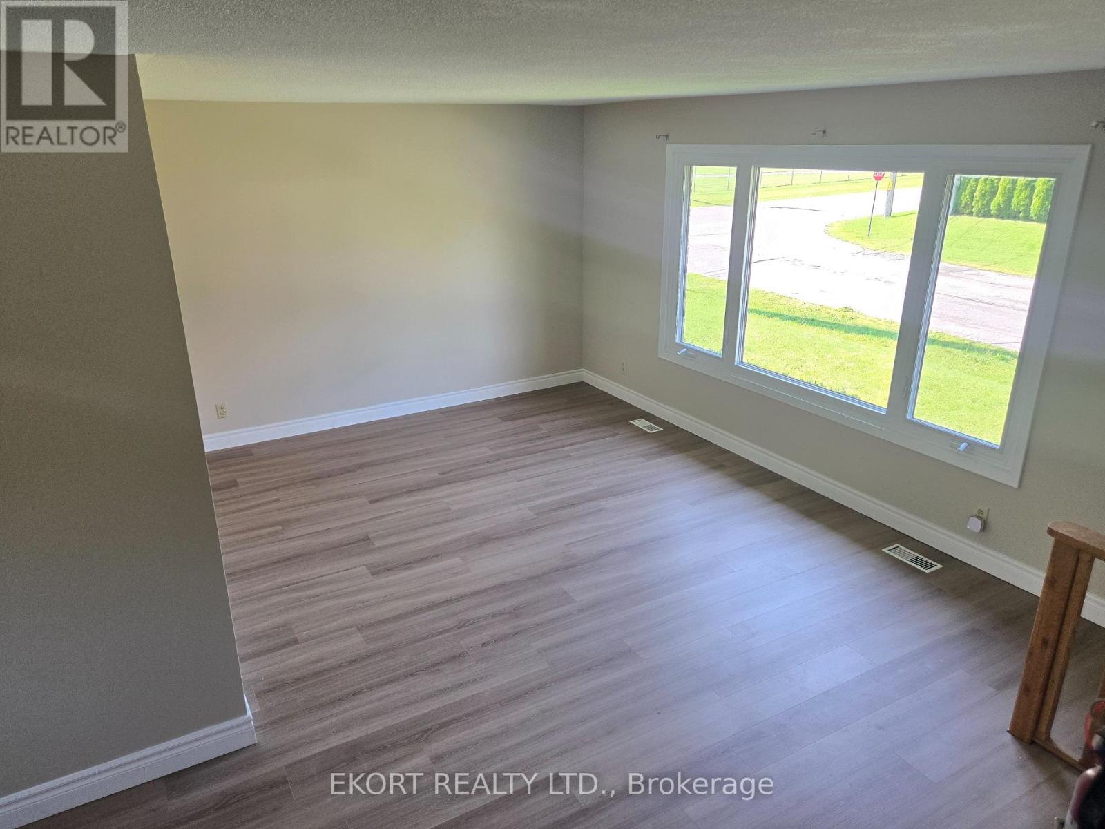 12 Edgehill Road, Belleville, Ontario  K8N 2L1 - Photo 14 - X13722562